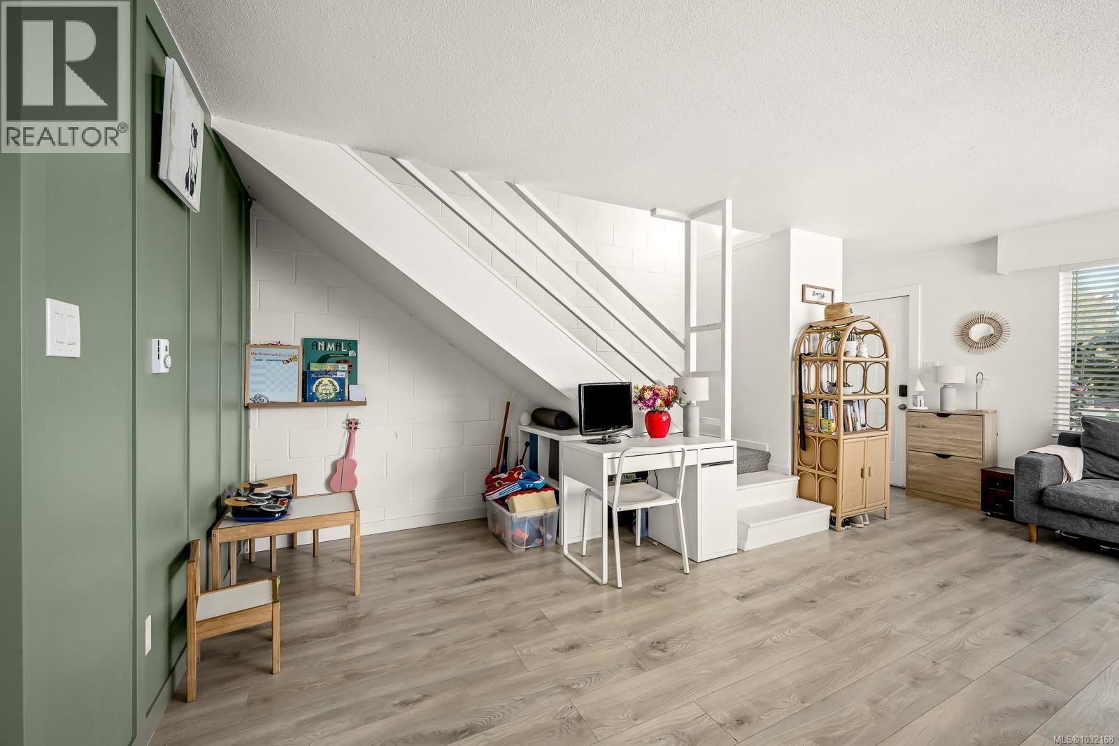 1883 & 1885 England Ave