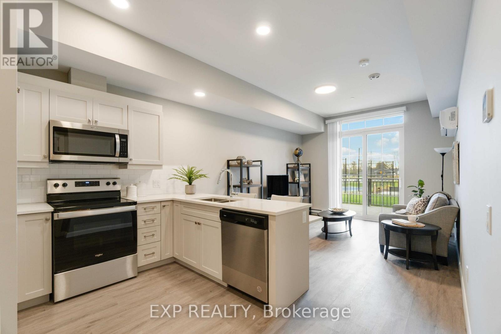 204 - 31 ERIC DEVLIN LANE