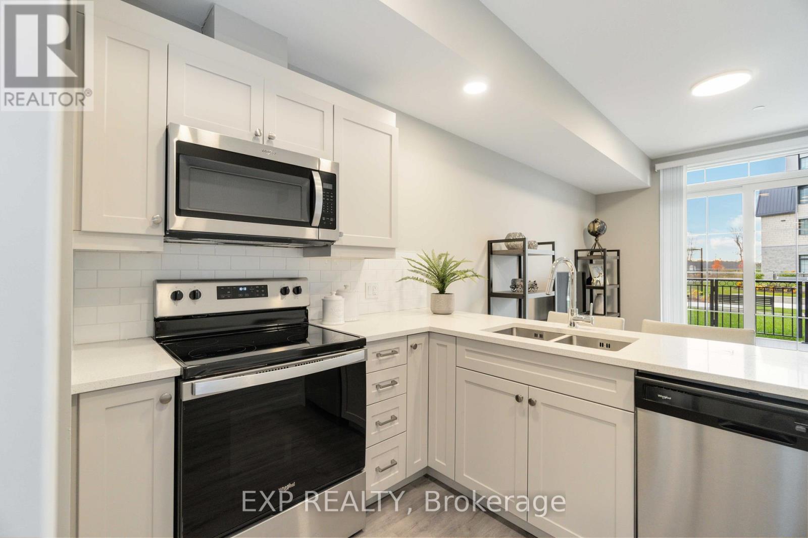 204 - 31 ERIC DEVLIN LANE