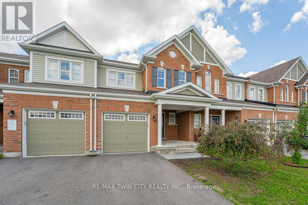 20 - 455 GUELPH AVENUE