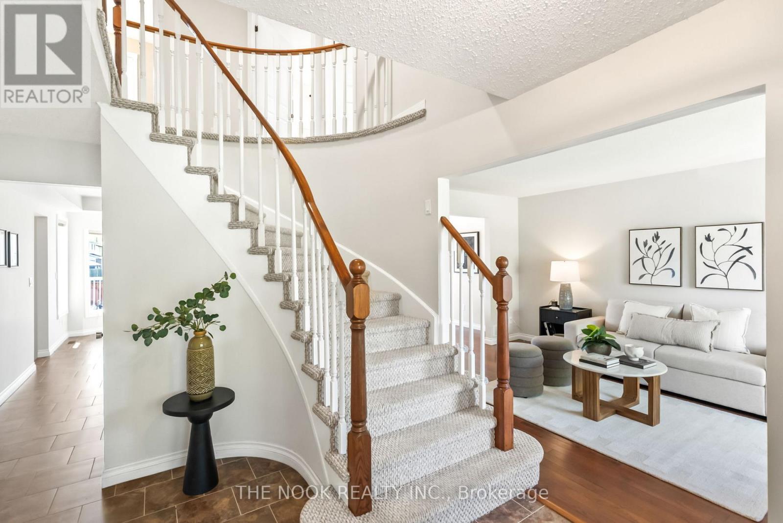 59 PINEDALE CRESCENT
