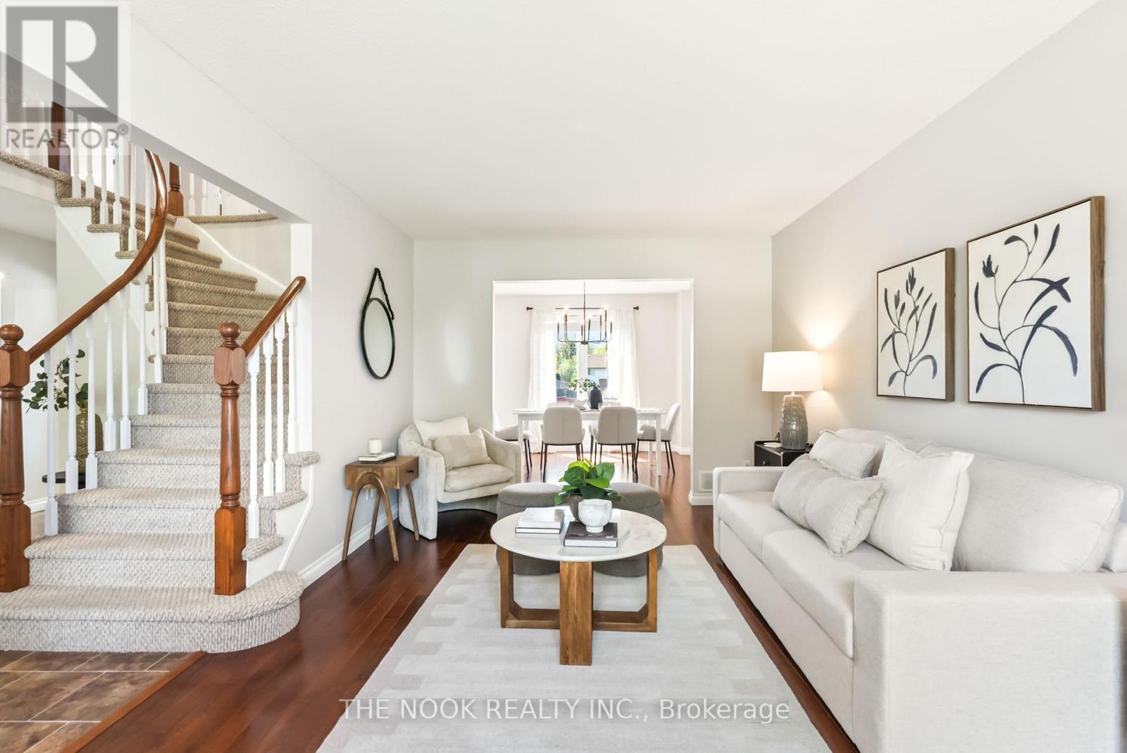 59 PINEDALE CRESCENT