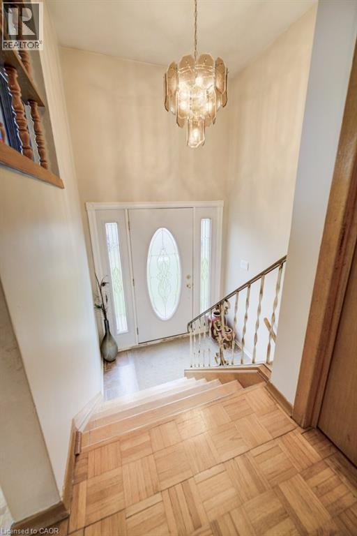 131 THUNDERBIRD Drive