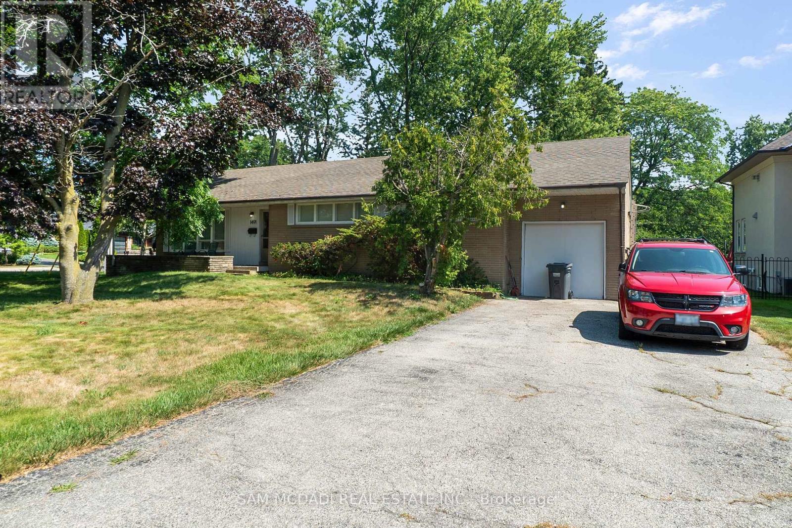 1491 WOODEDEN DRIVE