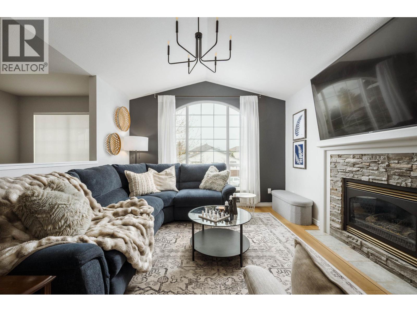 11706 GLENHURST STREET