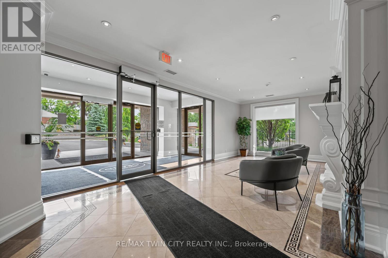 704 - 223 ERB STREET W