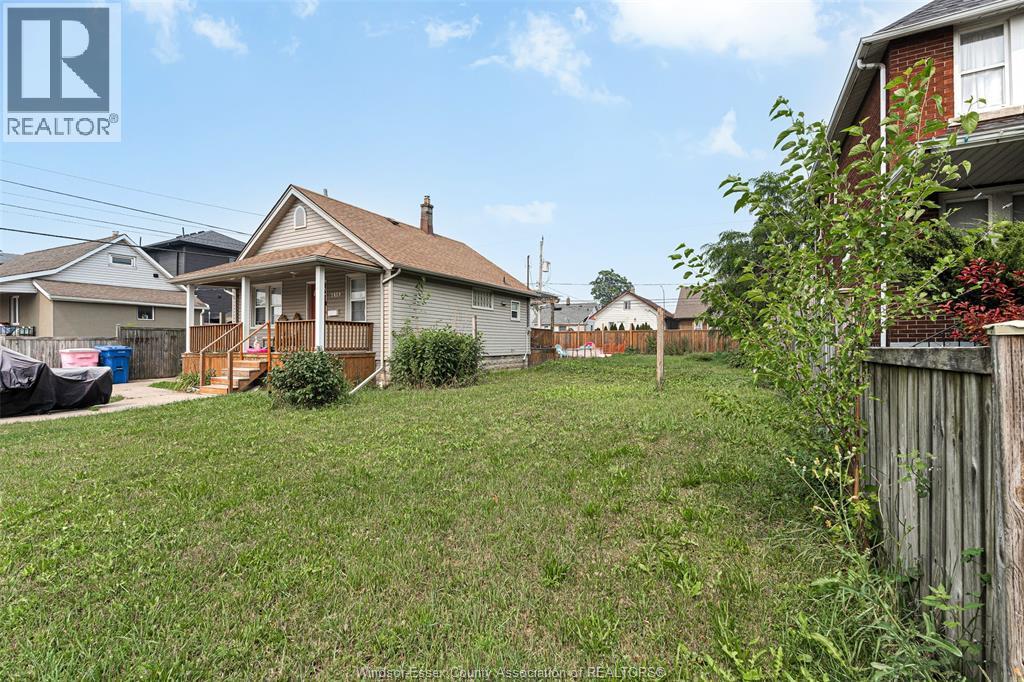 2416 HIGHLAND AVENUE