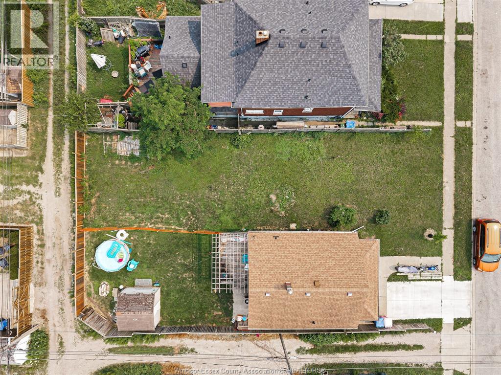 2416 HIGHLAND AVENUE