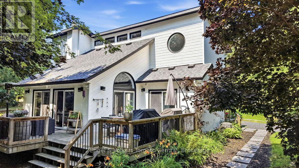 8 BARTLETT DRIVE