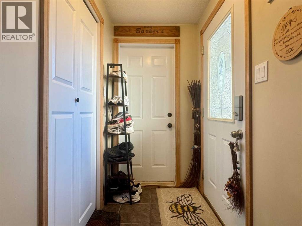 122 Mt Rundle Road W