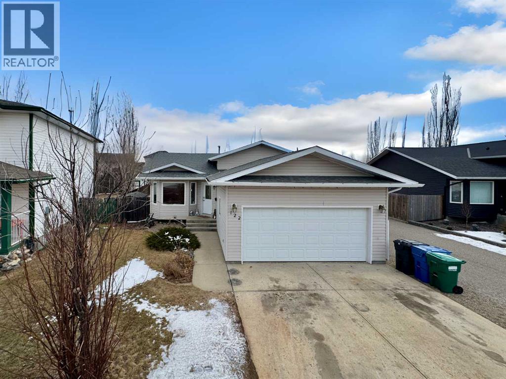 122 Mt Rundle Road W