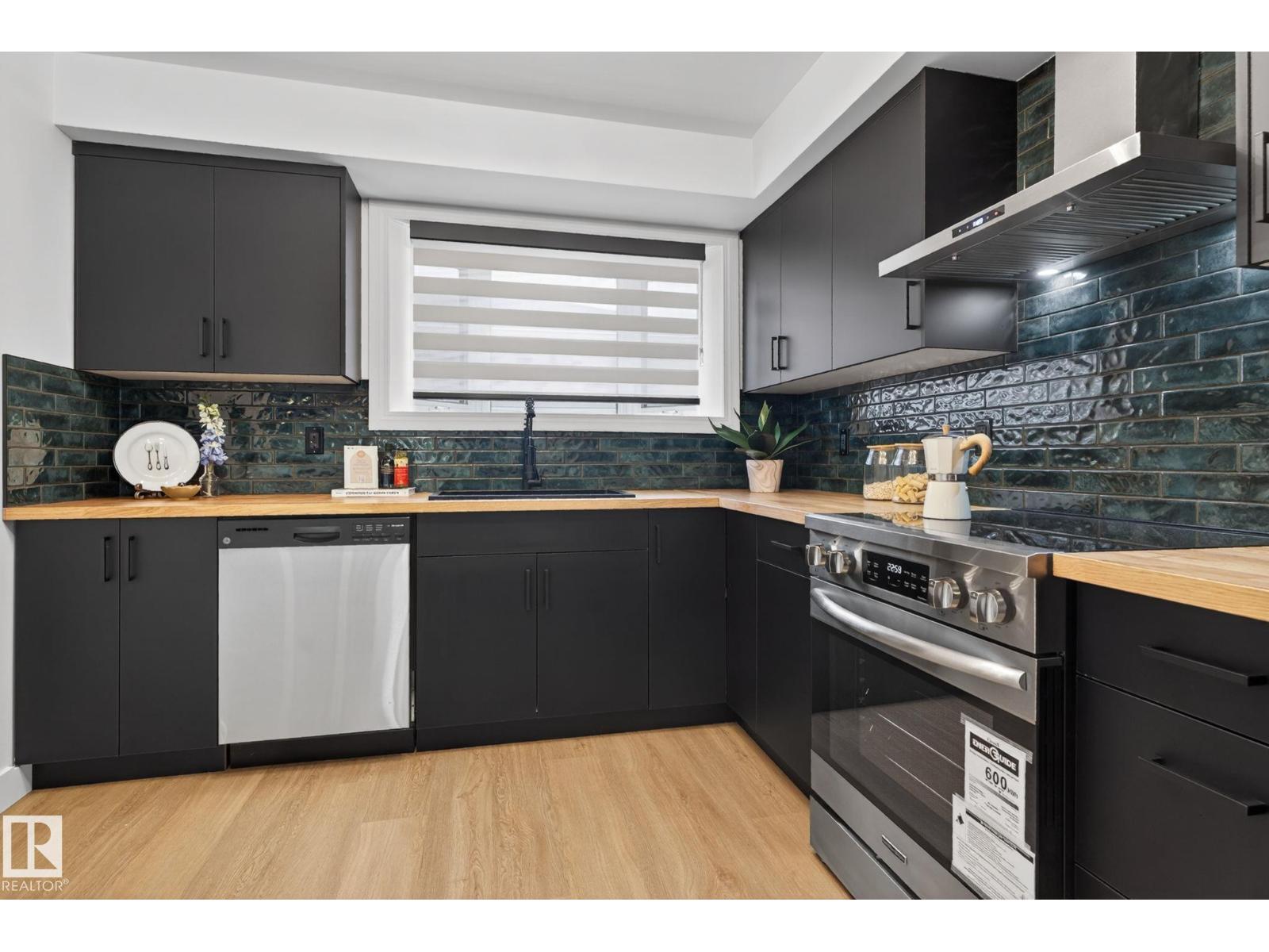13332 106 ST NW