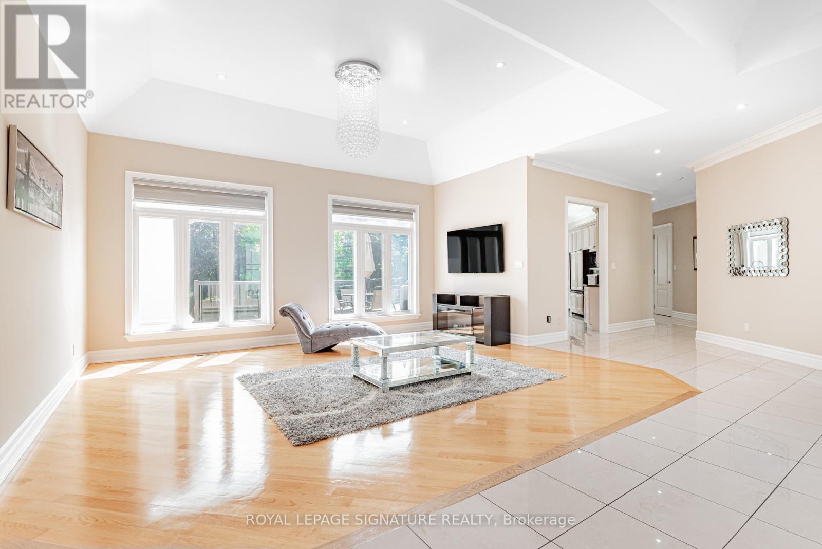 39 FRYBROOK CRESCENT