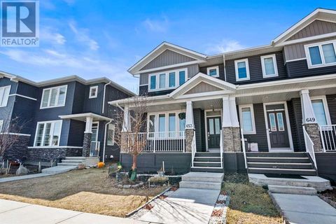 653 Redstone Drive NE Calgary AB T3N1L1