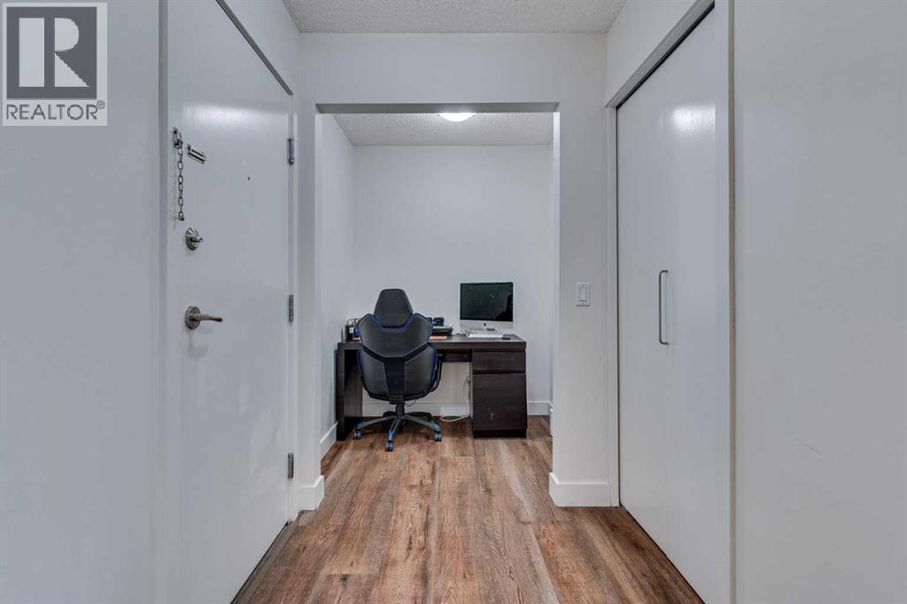 113, 35 Richard Court SW