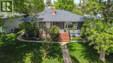 Upper Level, 3211 Kilkenny Road SW Calgary AB T3E4R5