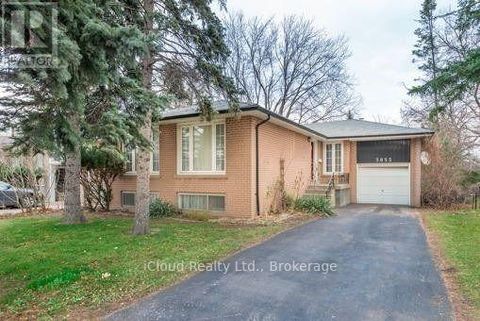 3053 BAYVIEW AVENUE Toronto (Bayview Village) ON M2K1G1