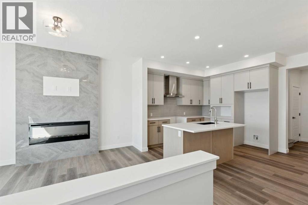 240 Layton Link SE