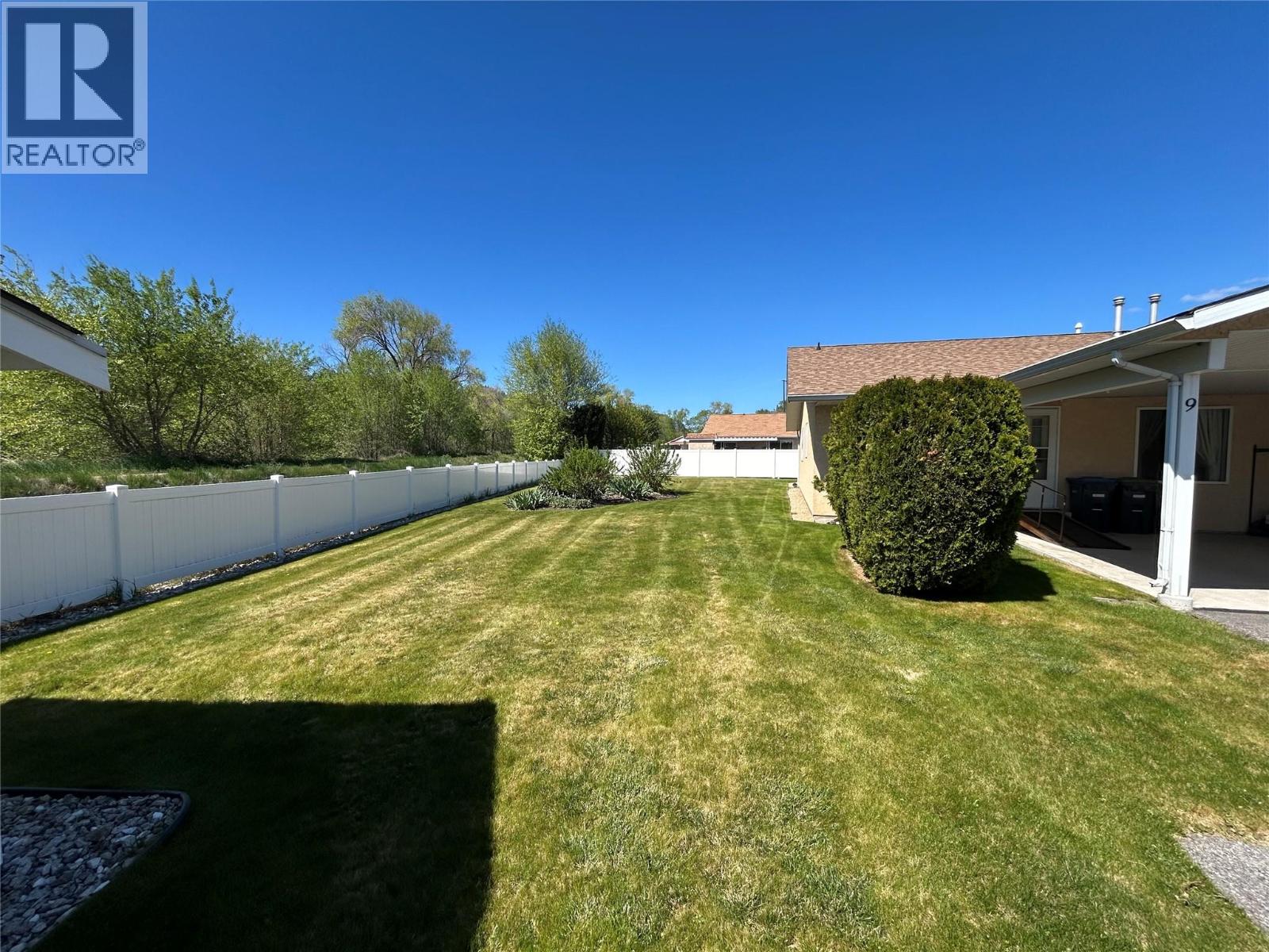 145 Redwing Place Unit# 9