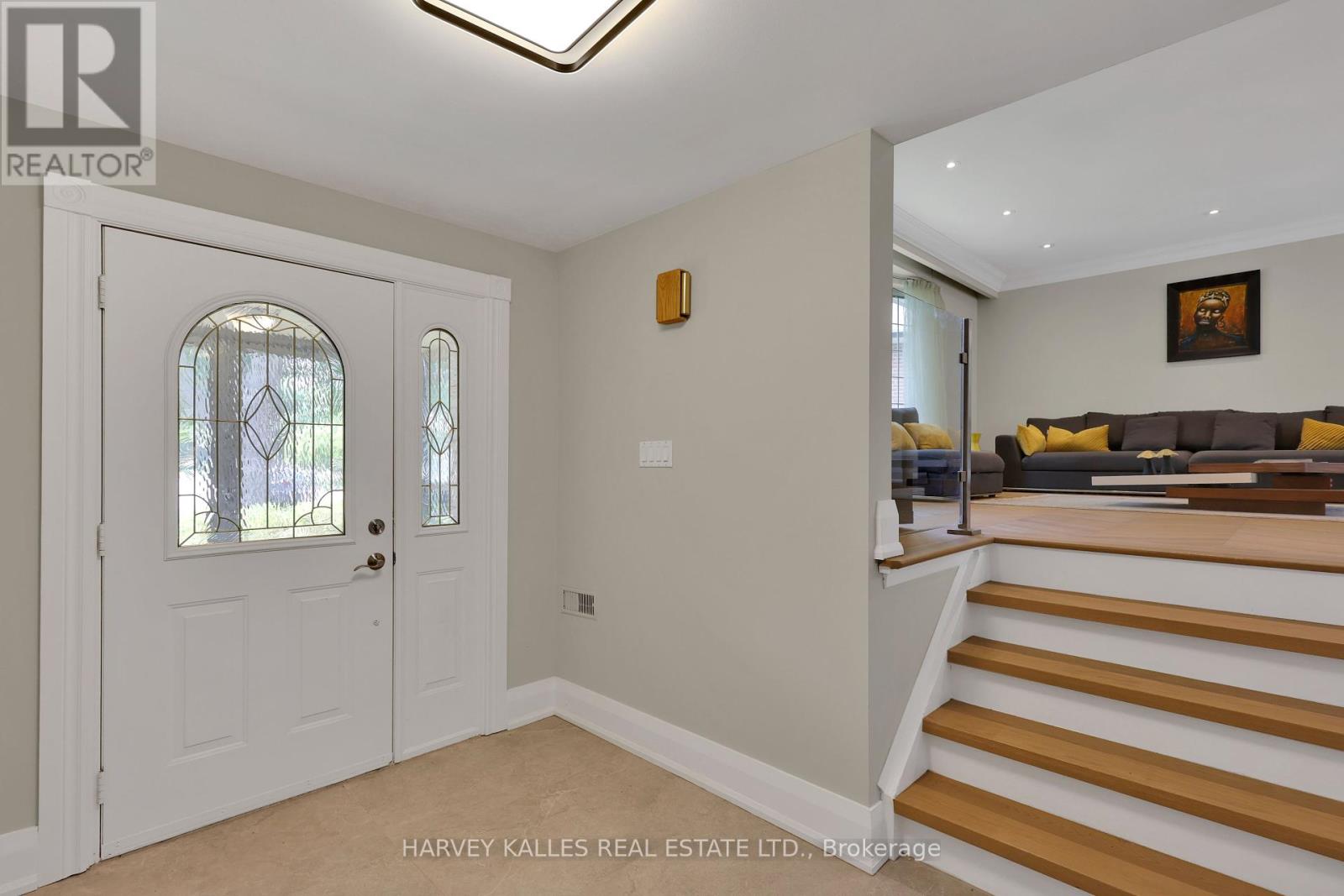 16 WEDGEPORT PLACE
