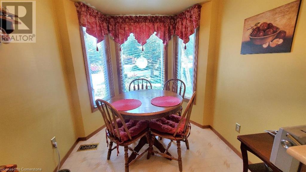 18 MAGWOOD Court