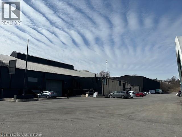 243 QUEEN Street N