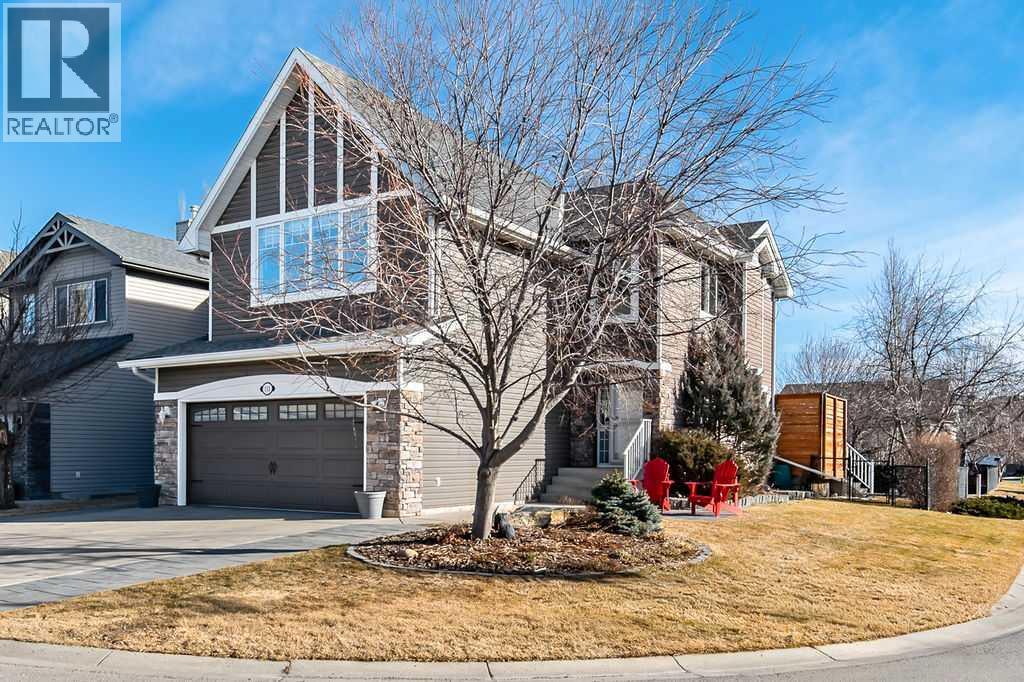 115 Cougarstone Square SW