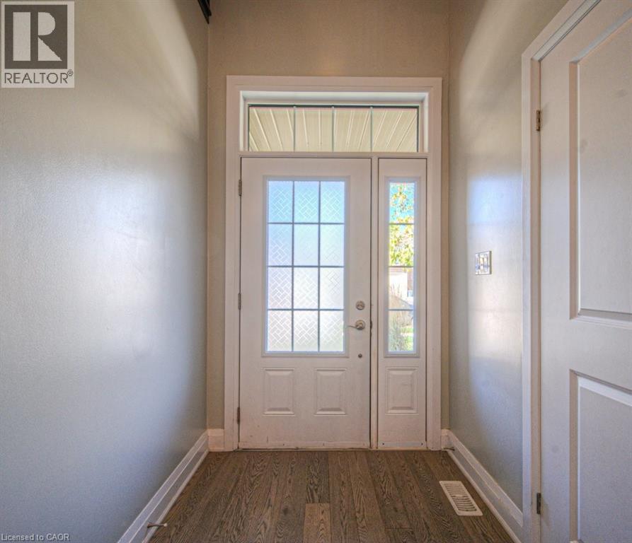 286 TALL GRASS Crescent