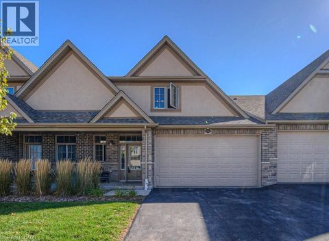 286 TALL GRASS Crescent Kitchener ON N2P2N3
