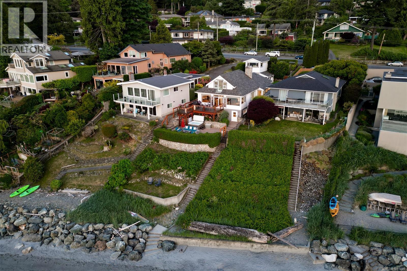 4971 Cordova Bay Rd