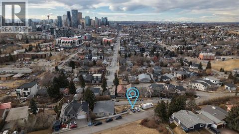 205 Thomson Avenue NE Calgary AB T2E5B7