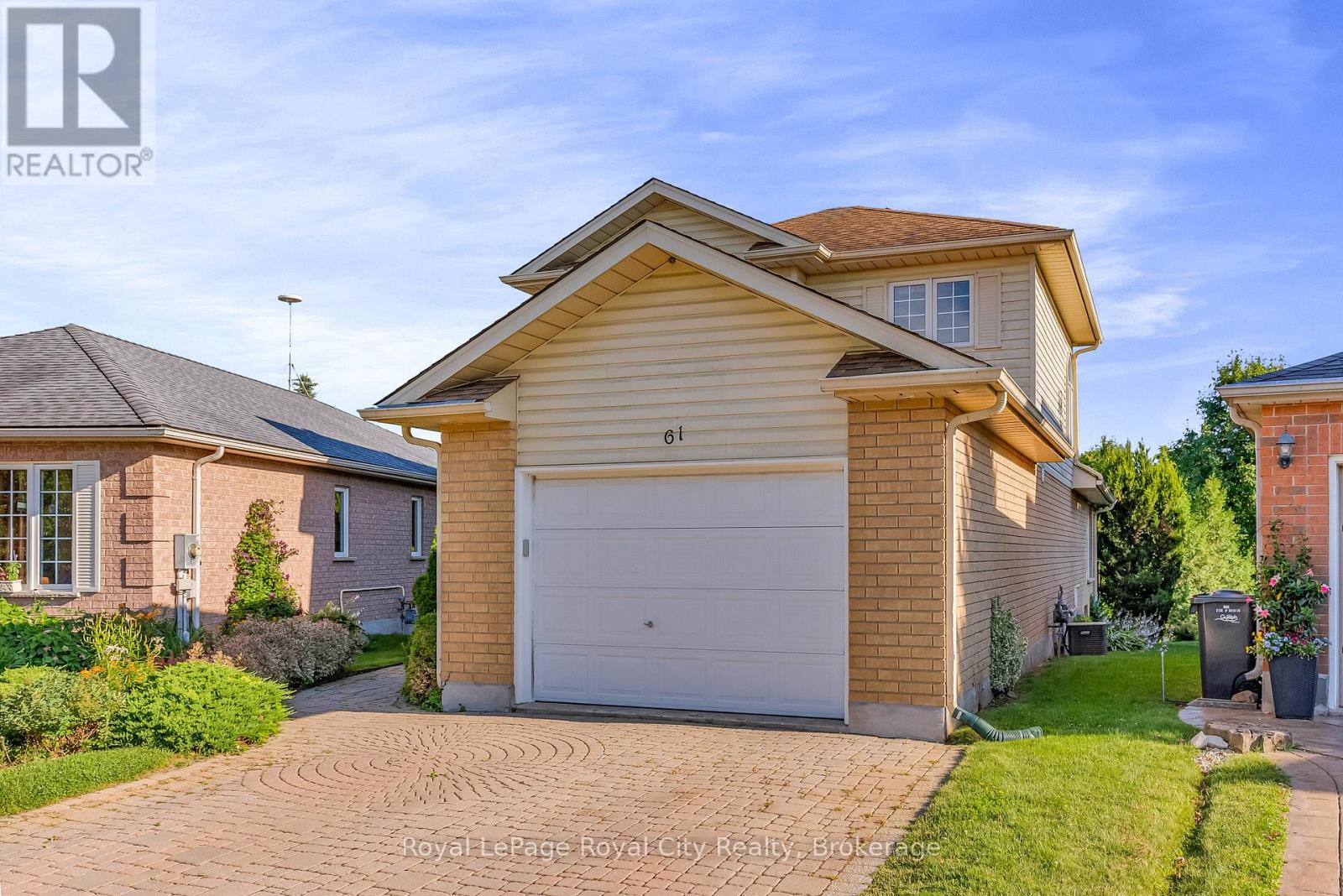 61 WAXWING CRESCENT