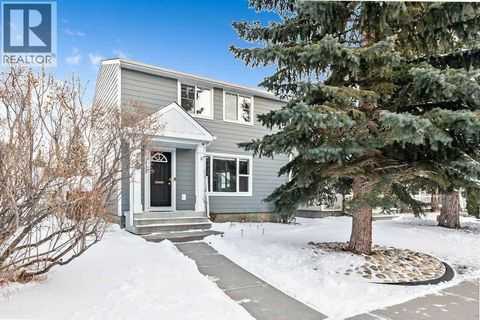 135 Amiens Crescent SW Calgary AB T2T6E7