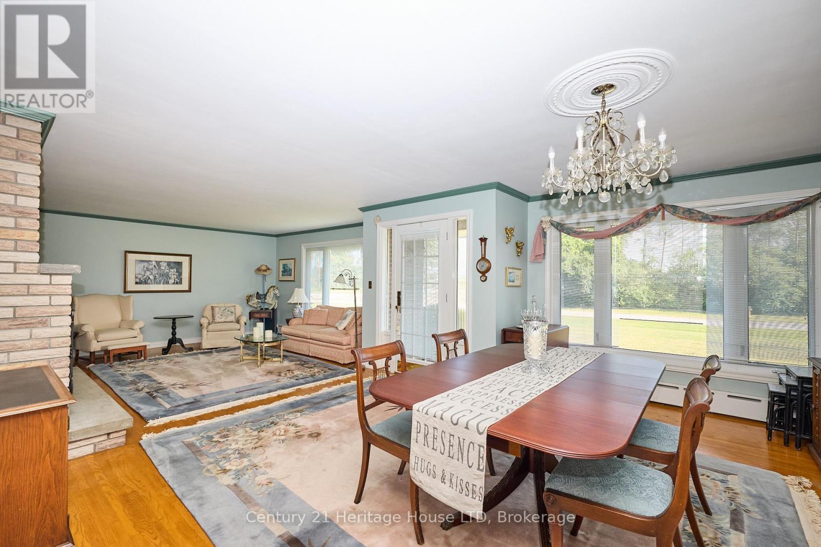 2229 HOUCK CRESCENT