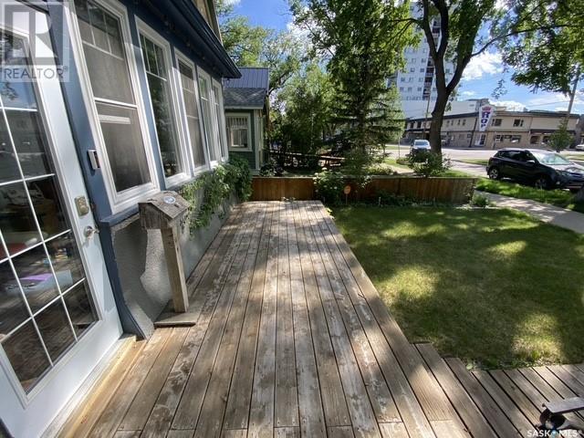 715 Dufferin AVENUE