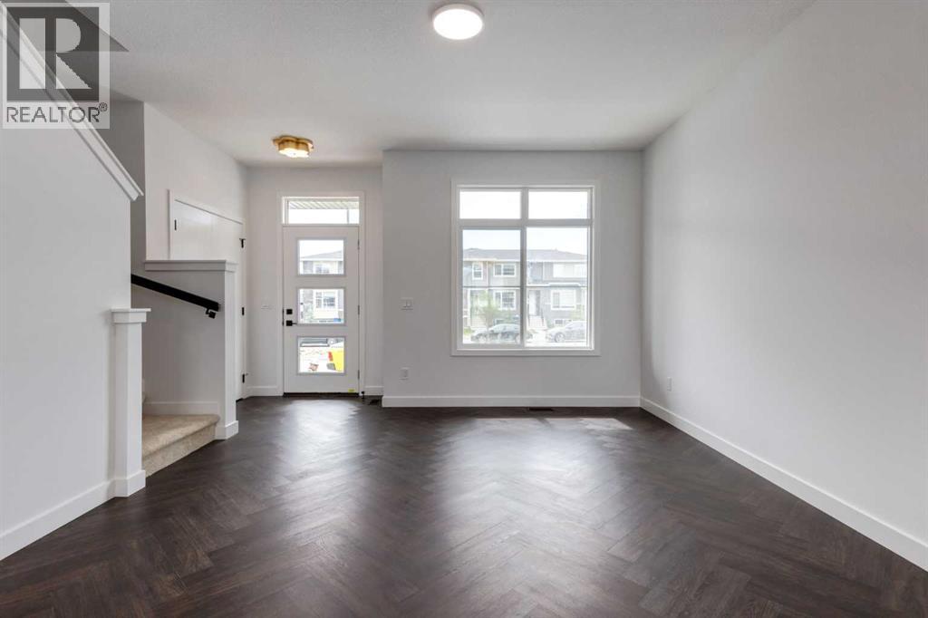 281 Cobblestone Gate