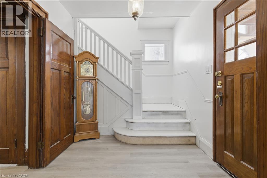 540 WELLINGTON Avenue S