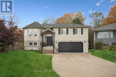 741 25TH A STREET E Owen Sound ON N4K6V1