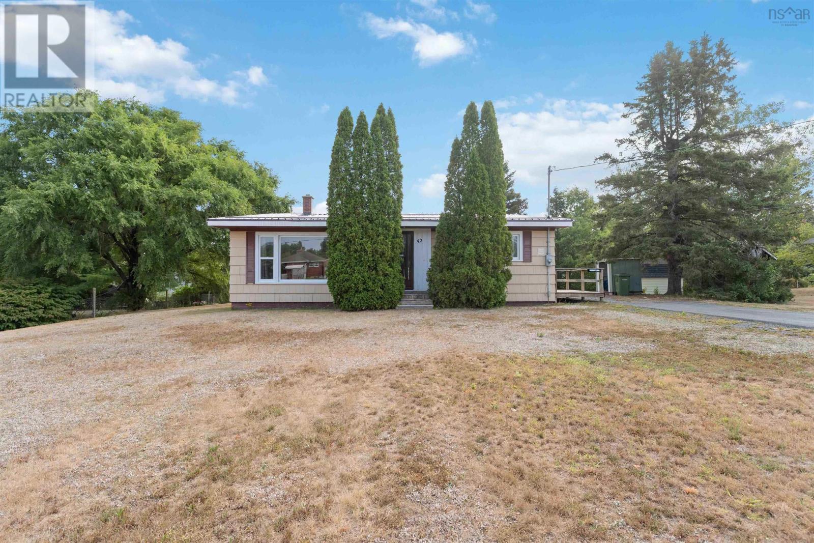 42 Willow Street