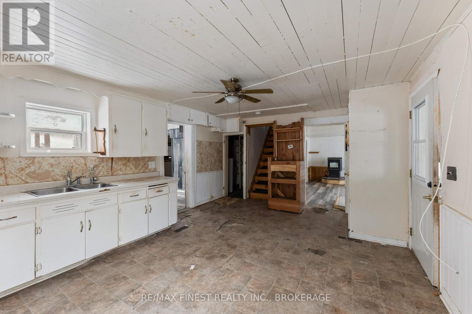 2894 COUNTY RD 6