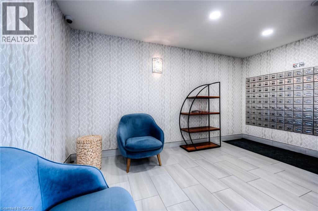 1100 COURTLAND Avenue E Unit# 211