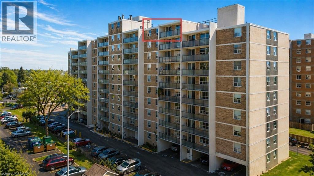 Photo 1 of 35 — 359 GENEVA Street Unit# 1004, St. Catharines, ON L2N2G5