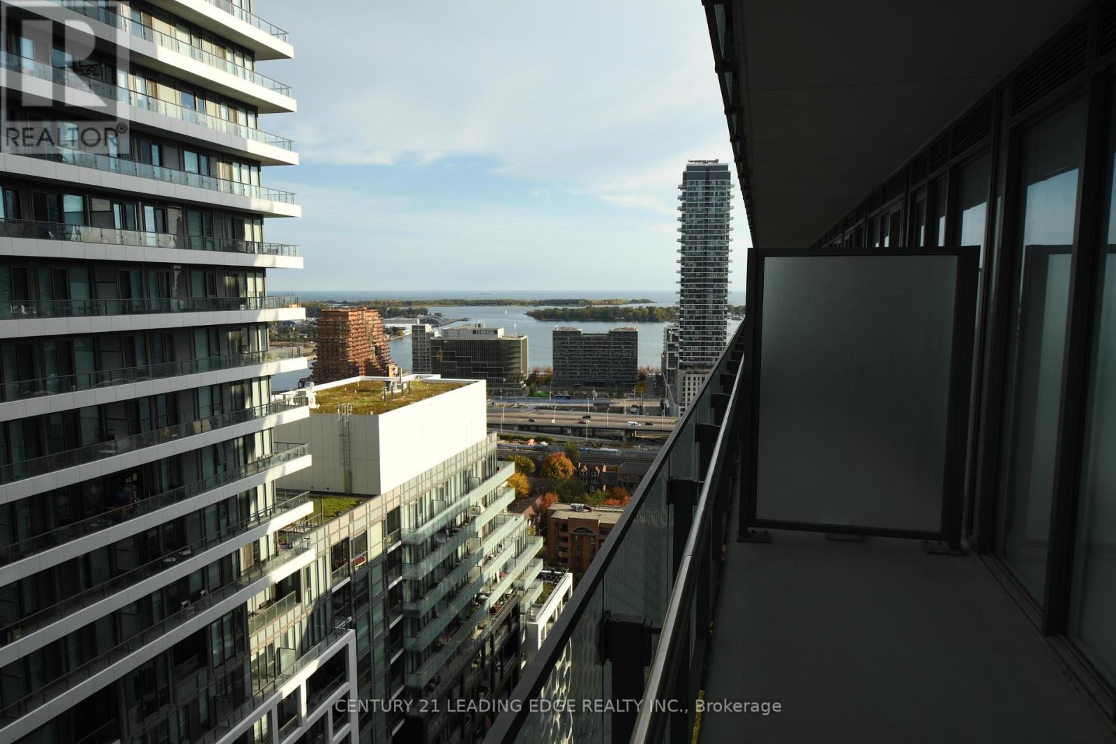 2519 - 135 LOWER SHERBOURNE STREET