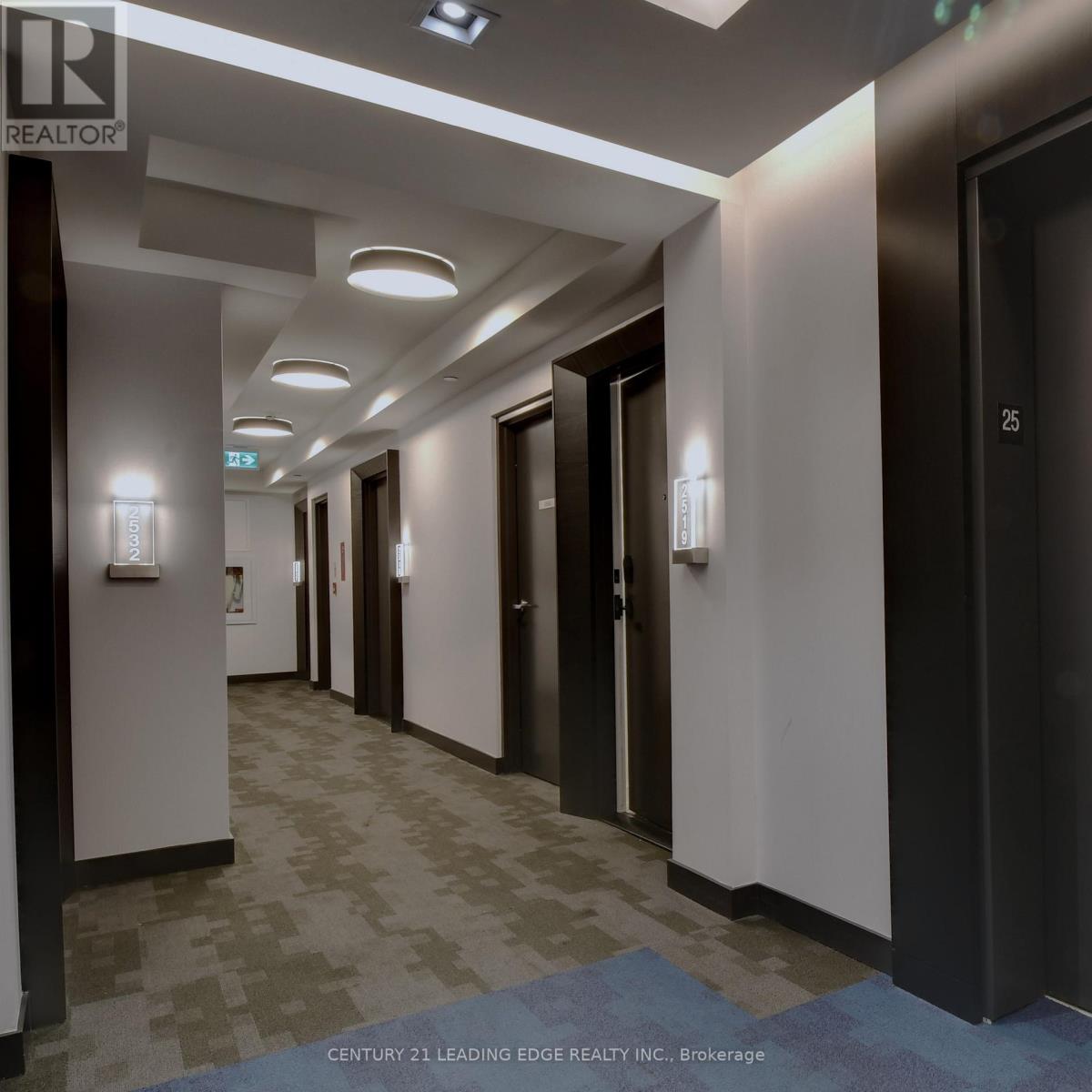 2519 - 135 LOWER SHERBOURNE STREET