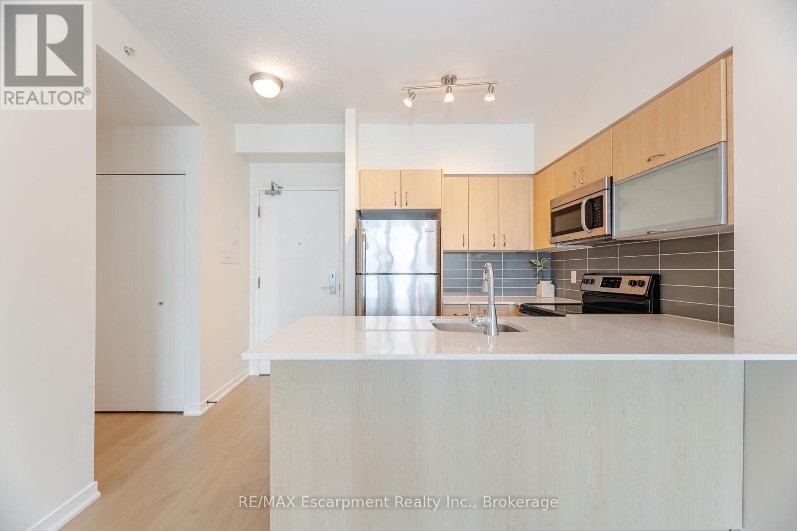 2301 - 150 EAST LIBERTY STREET