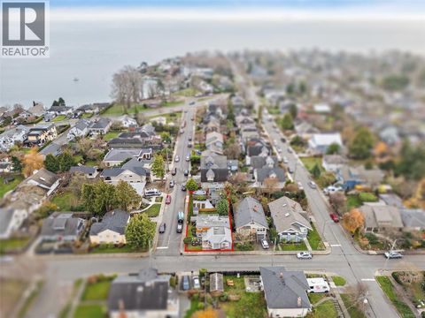 1779 Lillian Rd Victoria BC V8S1L3