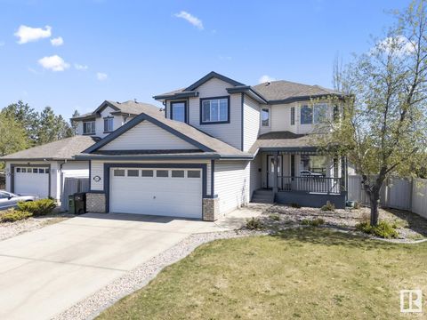 1665 GLASTONBURY BV NW Edmonton AB T5T6P3