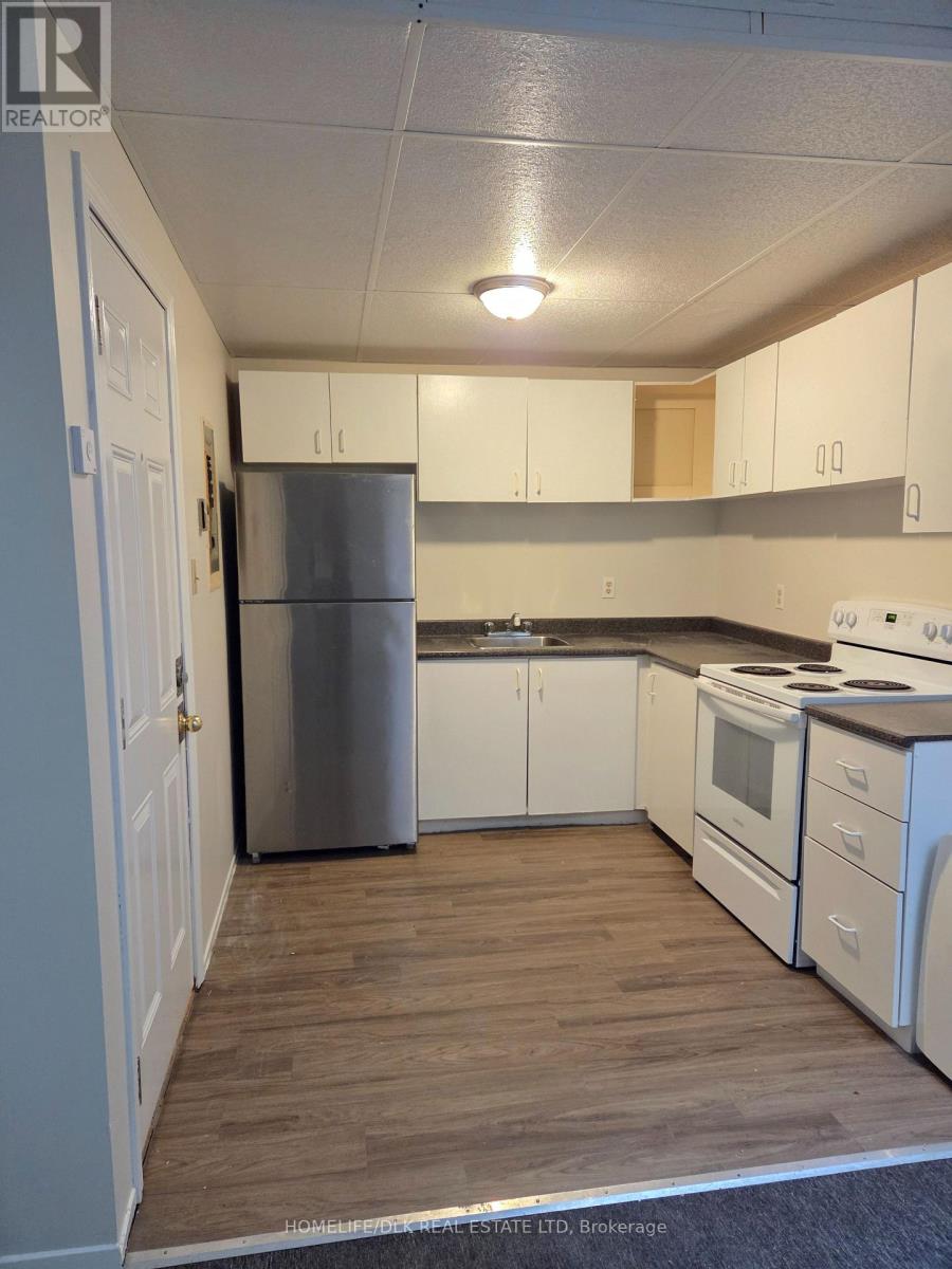 3 - 180 KING STREET E