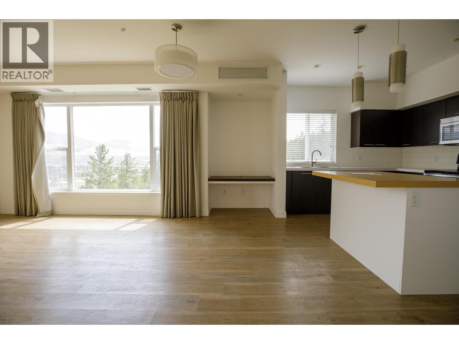 985 Academy Way Unit# 307