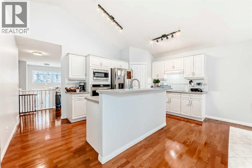 3263 Signal Hill Drive SW